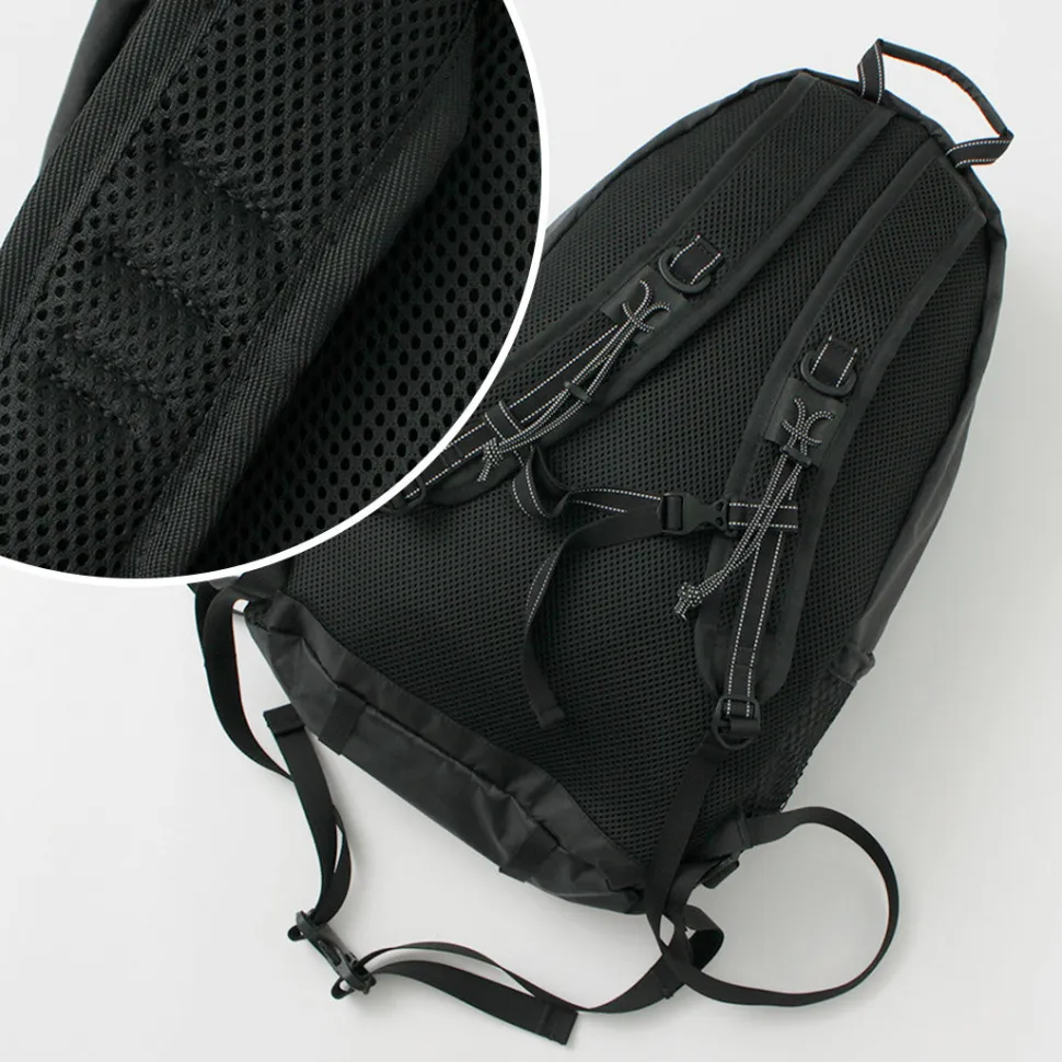 AND WANDER / ECOPAK20L Daypack