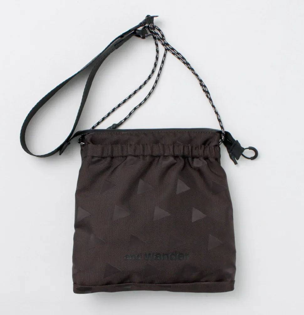 AND WANDER / Triangle Jacquard Sakosh