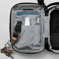 BLACK EMBER / KOMPAK