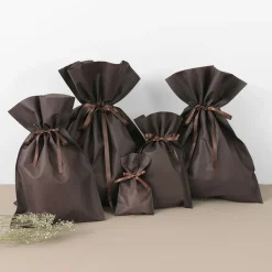 Haku Clothing / Wrapping