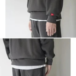 HEALTHKNIT / Room Setup Sweatshirt