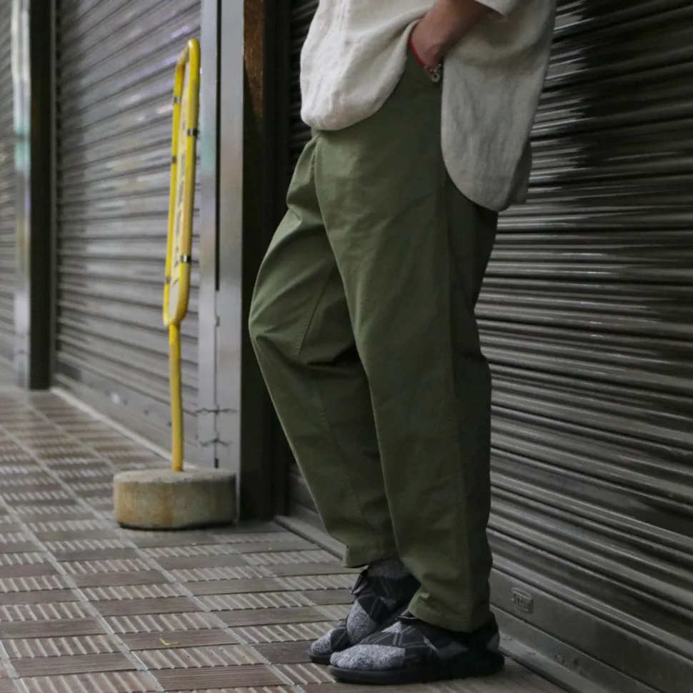 JAPAN BLUE JEANS / Ripstop garment dye relaxed trousers