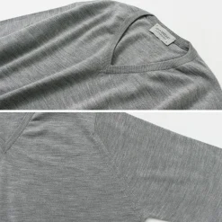 JOHN SMEDLEY / Merino Wool 30 Gauge 30 Gauge V-Neck Knit MODERN FIT