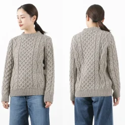 KERRY WOOLLEN MILLS / 5 gauge 3-ply aran cable crew neck heavy knit