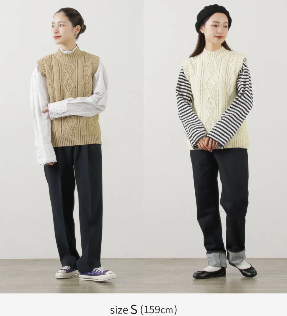 OLD DERBY KNITWEAR / Cable Turtle Slipover