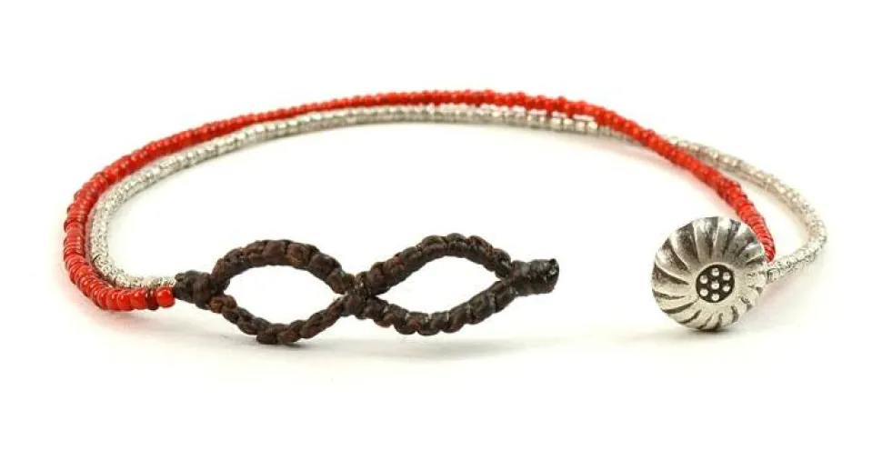 PHADUA / Karen Silver Beads White Heart Double Cord Anklet