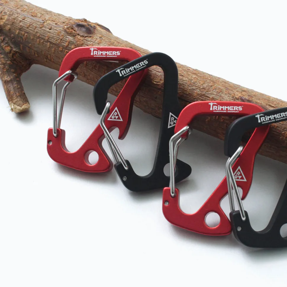TRIMMERS × RAG / Shark tail carabiner